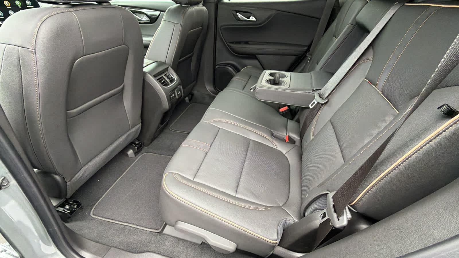 Thumbnail: 2025 Chevrolet Blazer - 24