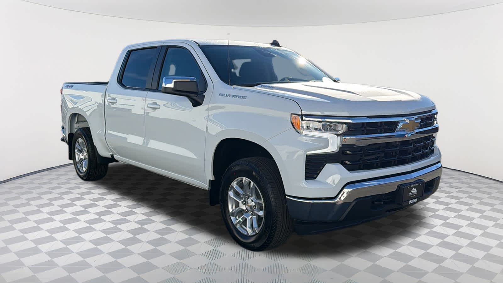 Thumbnail: 2026 Chevrolet Silverado 1500 - 3