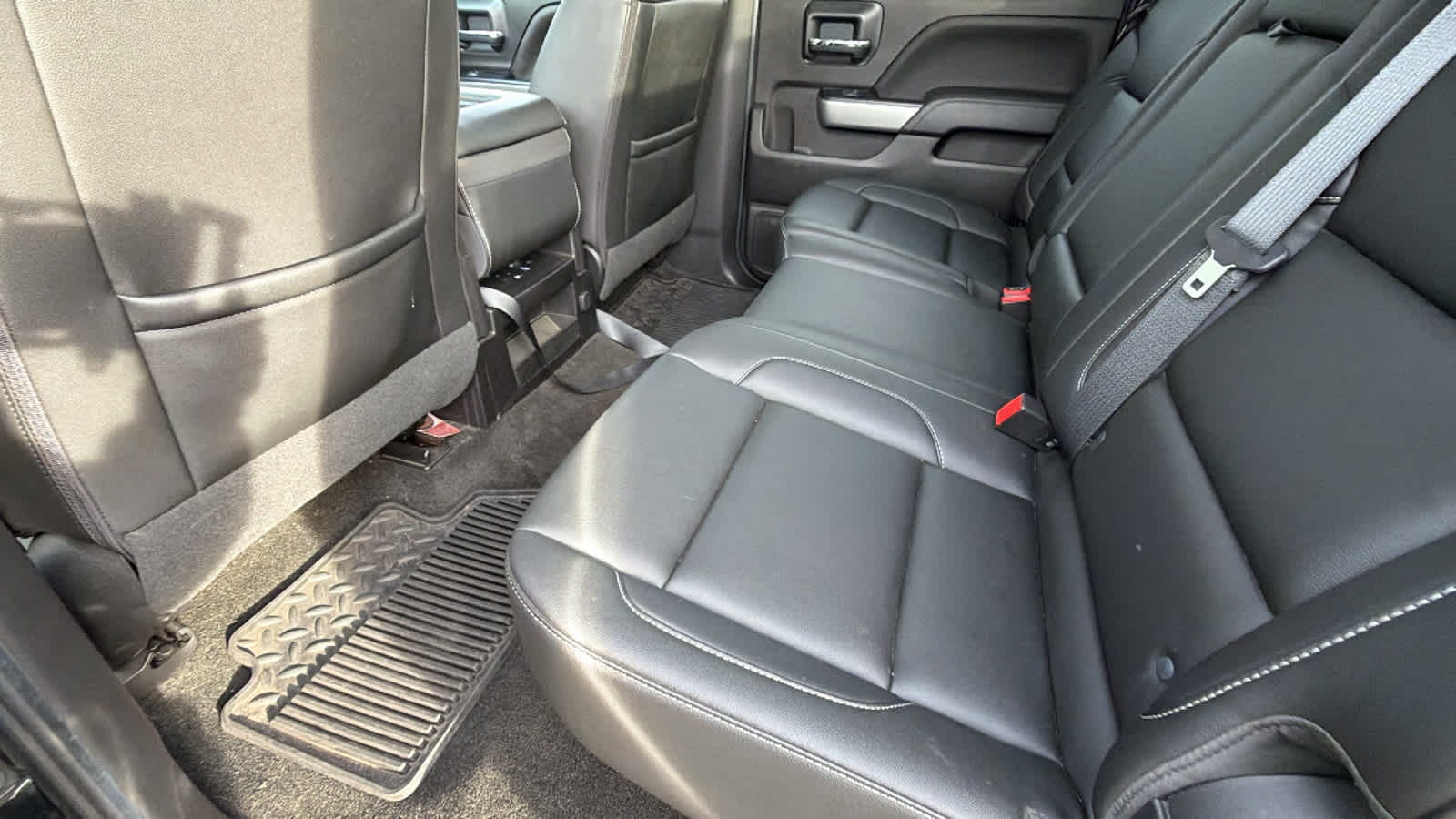 Thumbnail: 2018 Chevrolet Silverado 1500 - 17