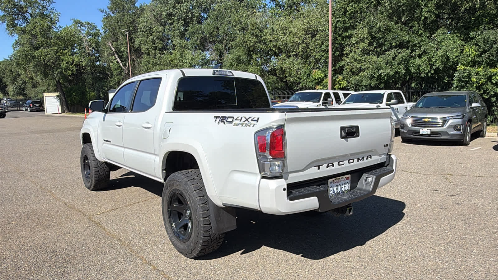 Thumbnail: 2021 Toyota Tacoma - 7