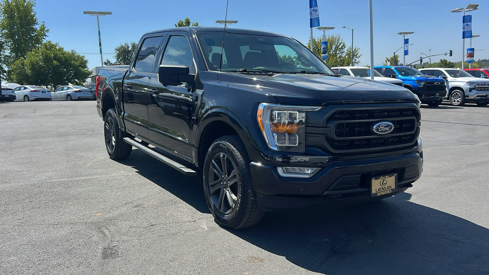 2022 Ford F-150 XL photo 3