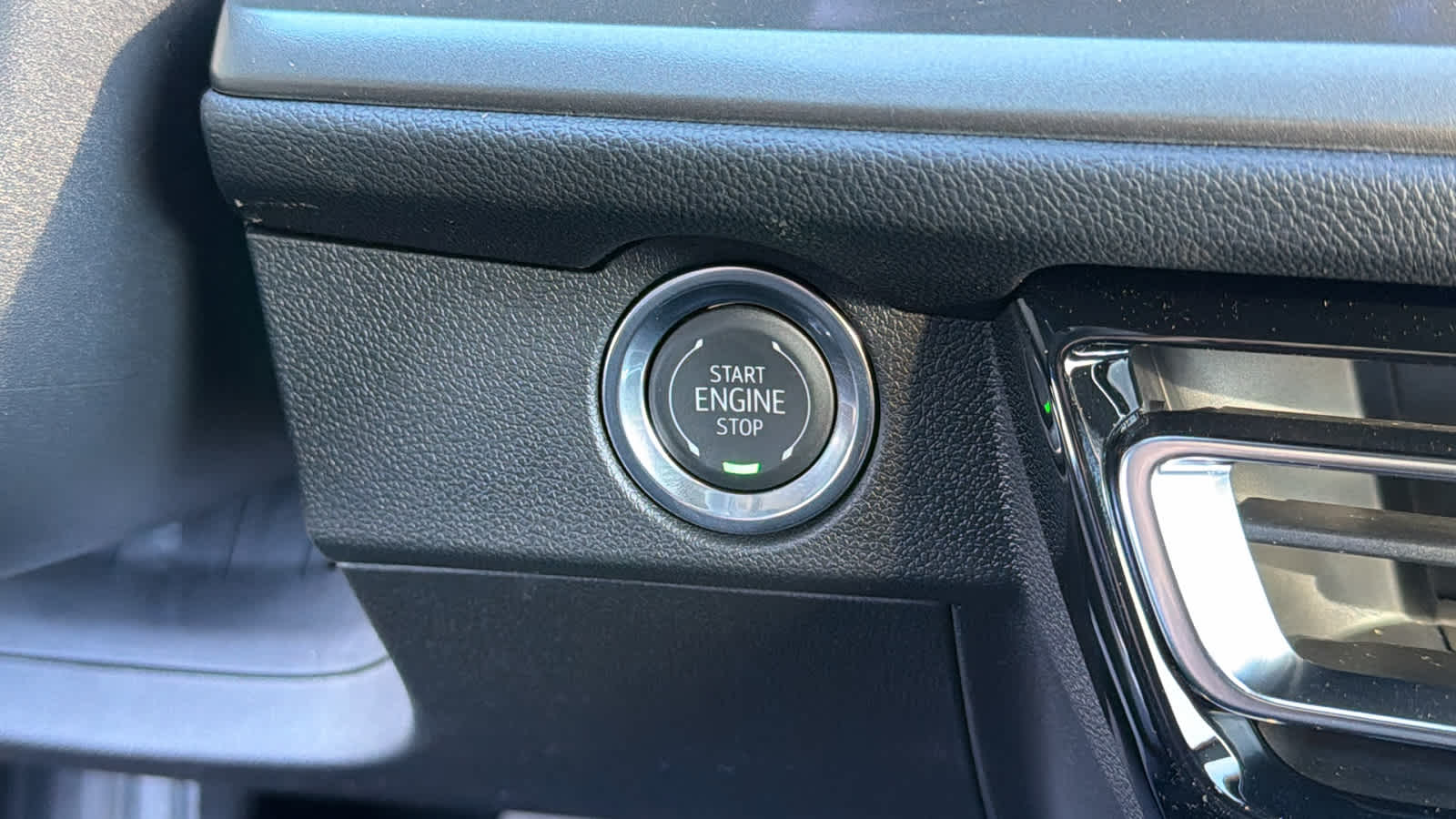 Thumbnail: 2026 Chevrolet Traverse - 17