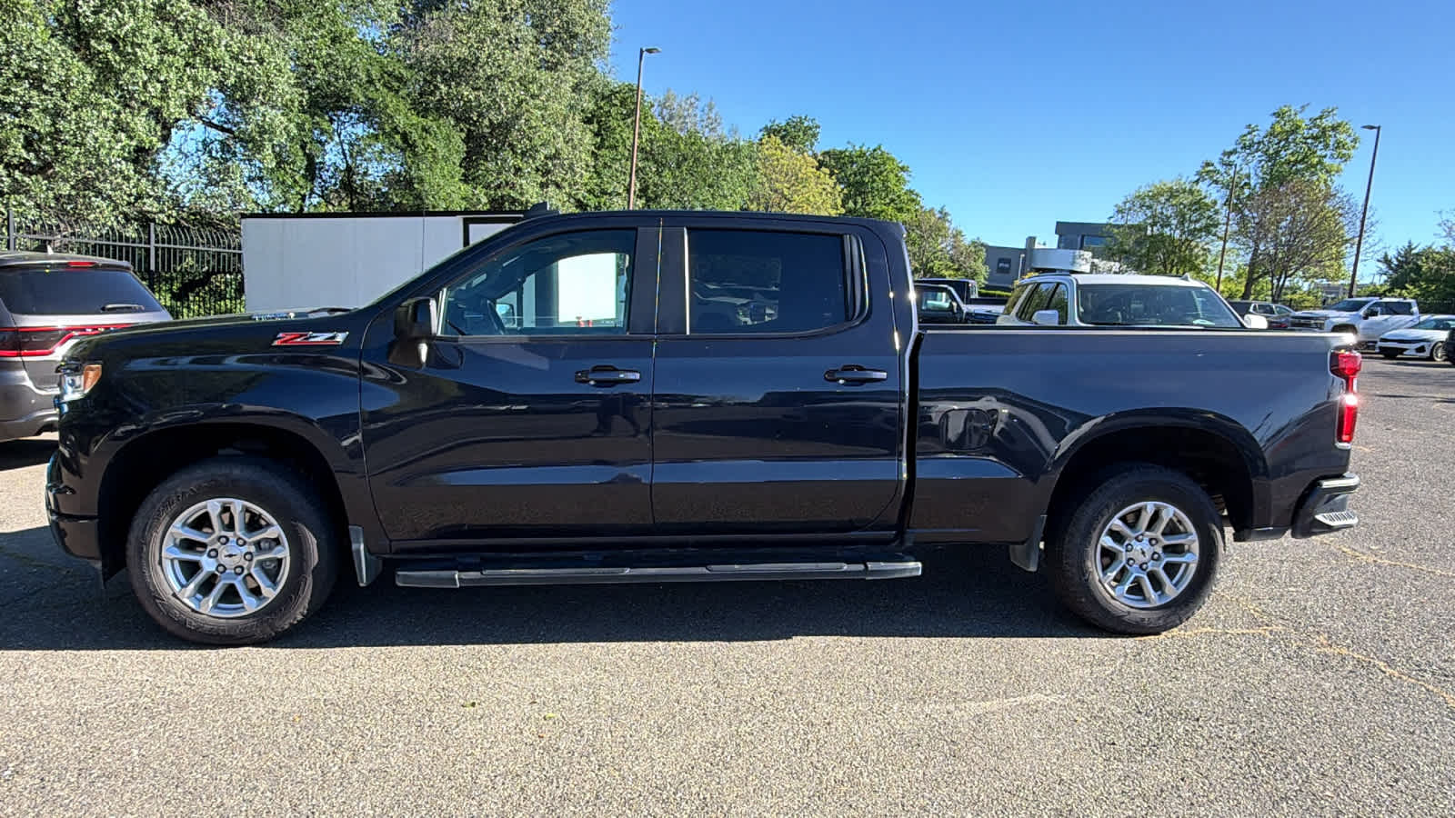 Thumbnail: 2023 Chevrolet Silverado 1500 - 8