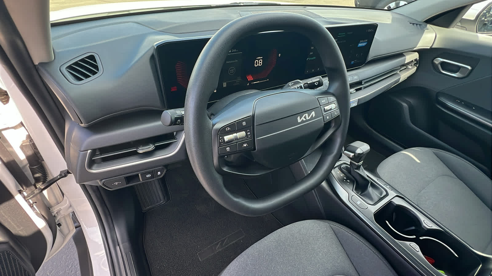 Thumbnail: 2025 Kia K4 - 10