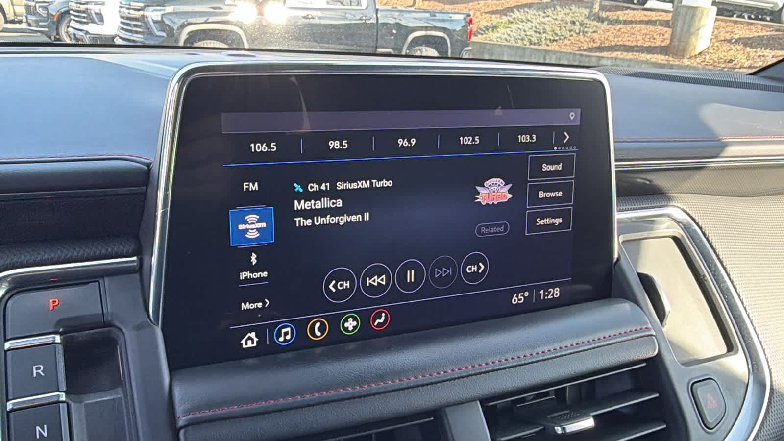 Thumbnail: 2021 Chevrolet Tahoe - 15