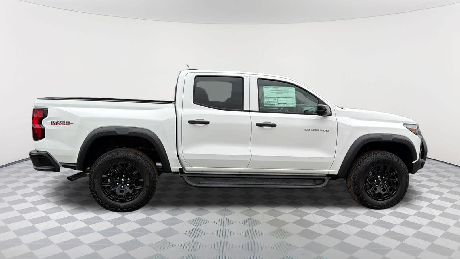 Thumbnail: 2026 Chevrolet Colorado - 4