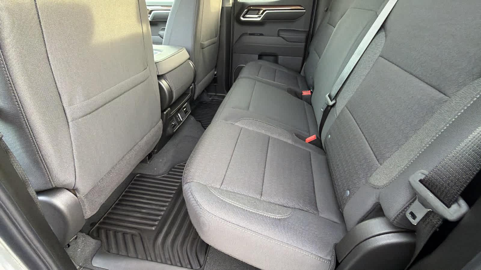 Thumbnail: 2026 Chevrolet Silverado 1500 - 24