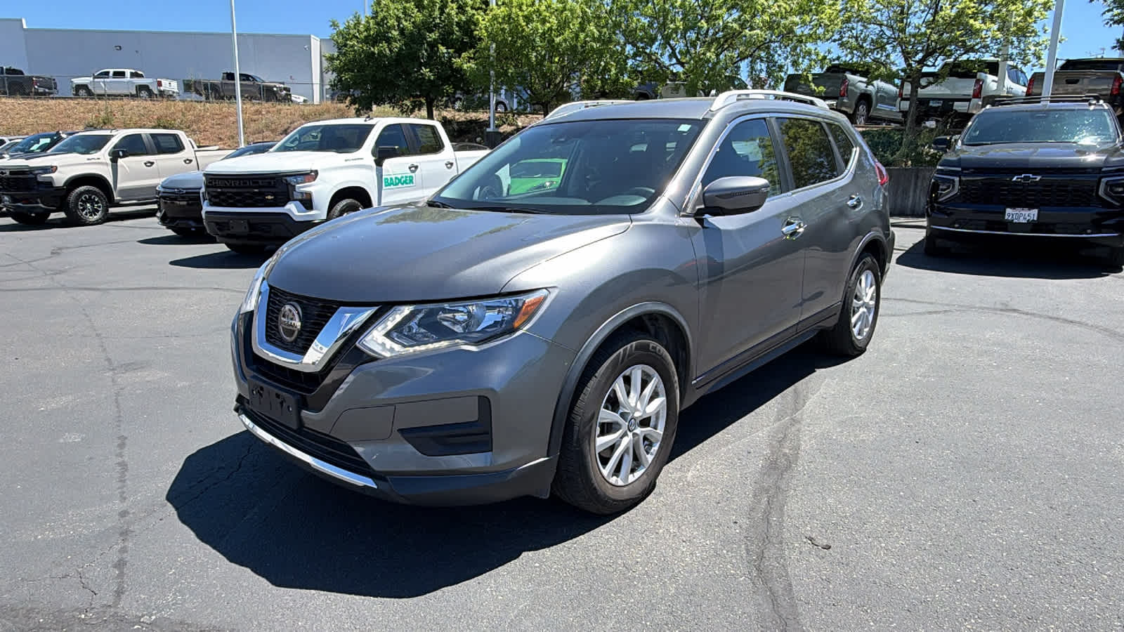 2020 Nissan Rogue SV FWD's photo