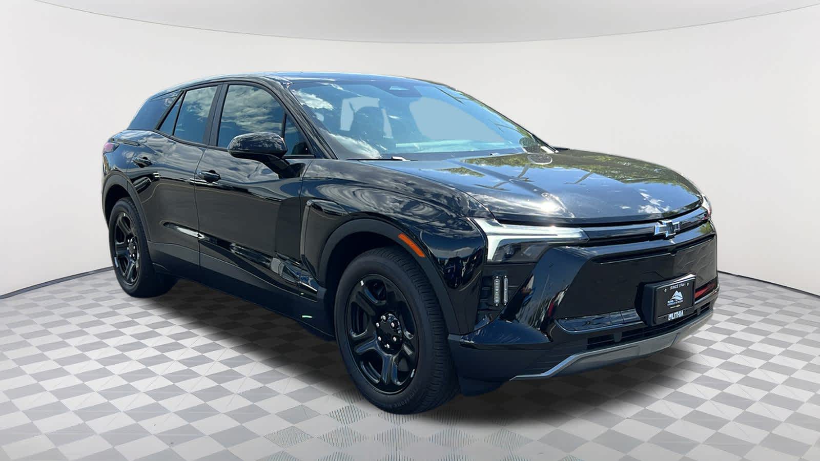 2024 Chevrolet Blazer EV photo 3