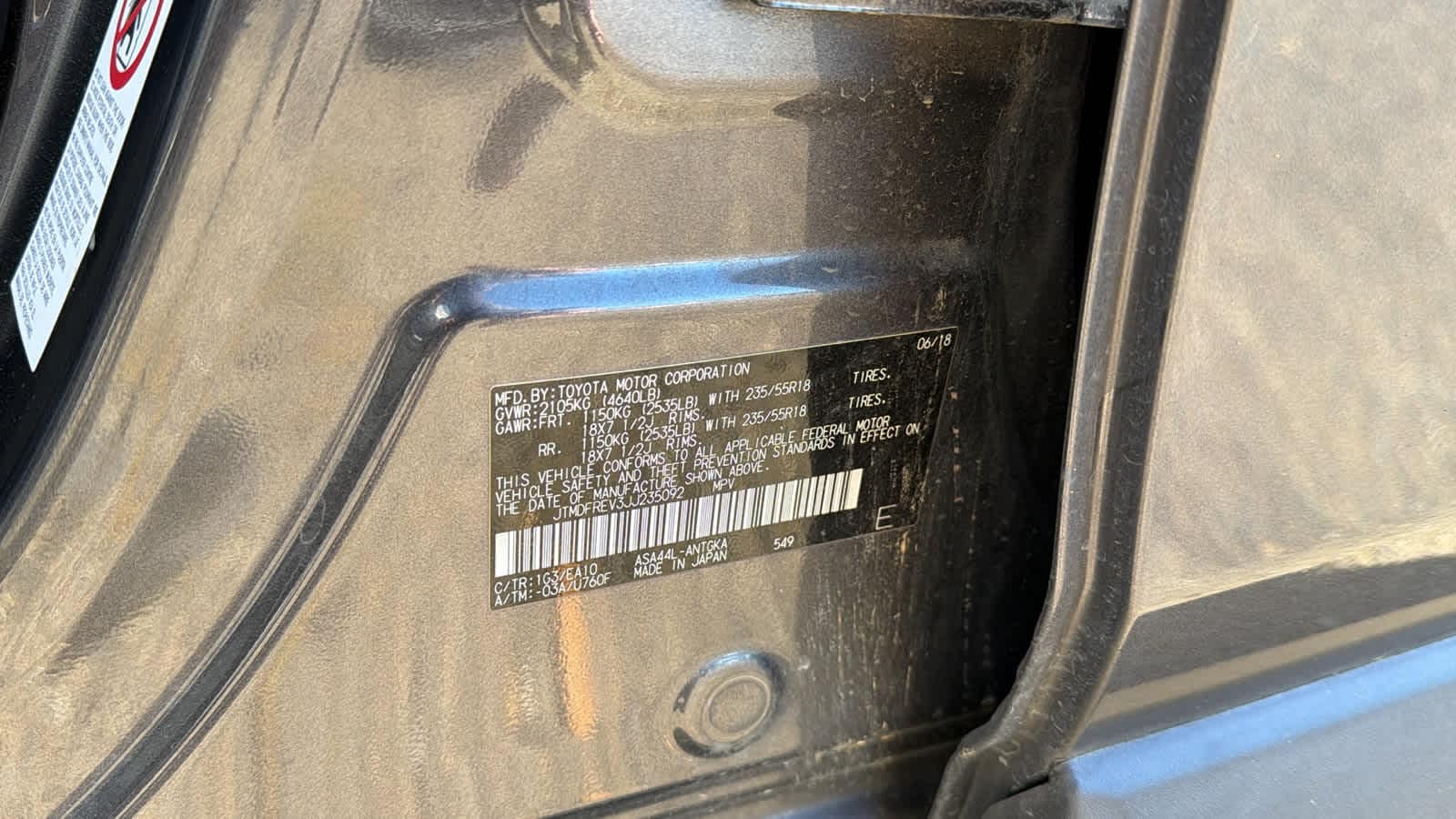 Thumbnail: 2018 Toyota RAV4 - 21