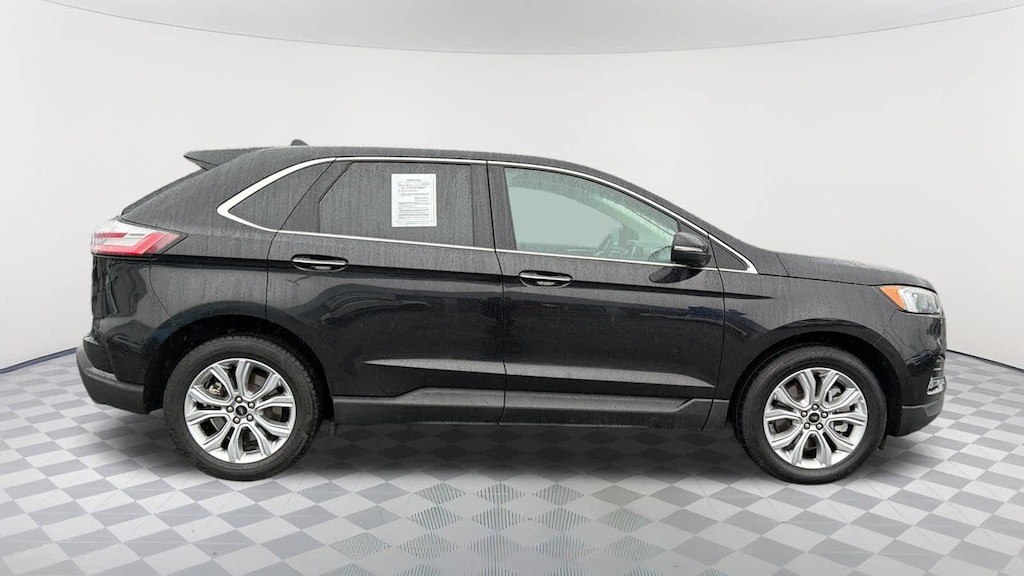 Used 2024 Ford Edge Titanium