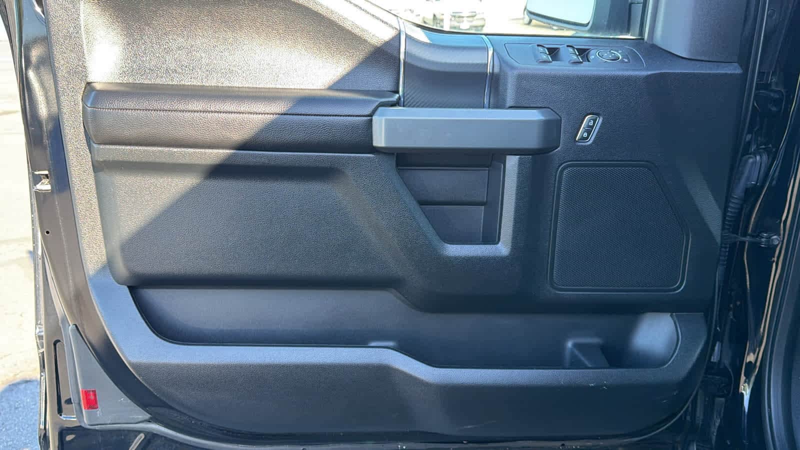 Thumbnail: 2018 Ford F-150 - 23