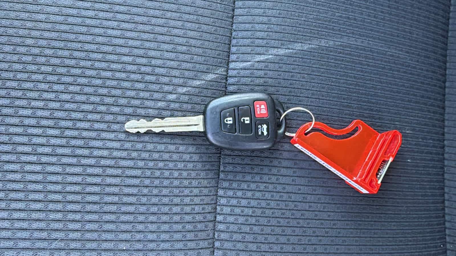 Thumbnail: 2017 Toyota Camry - 20