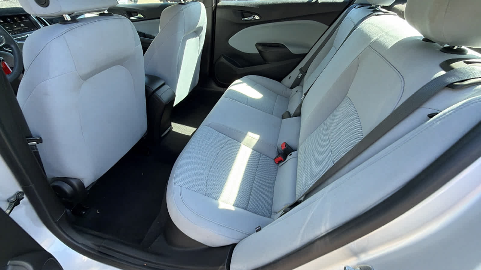 Thumbnail: 2019 Chevrolet Cruze - 17