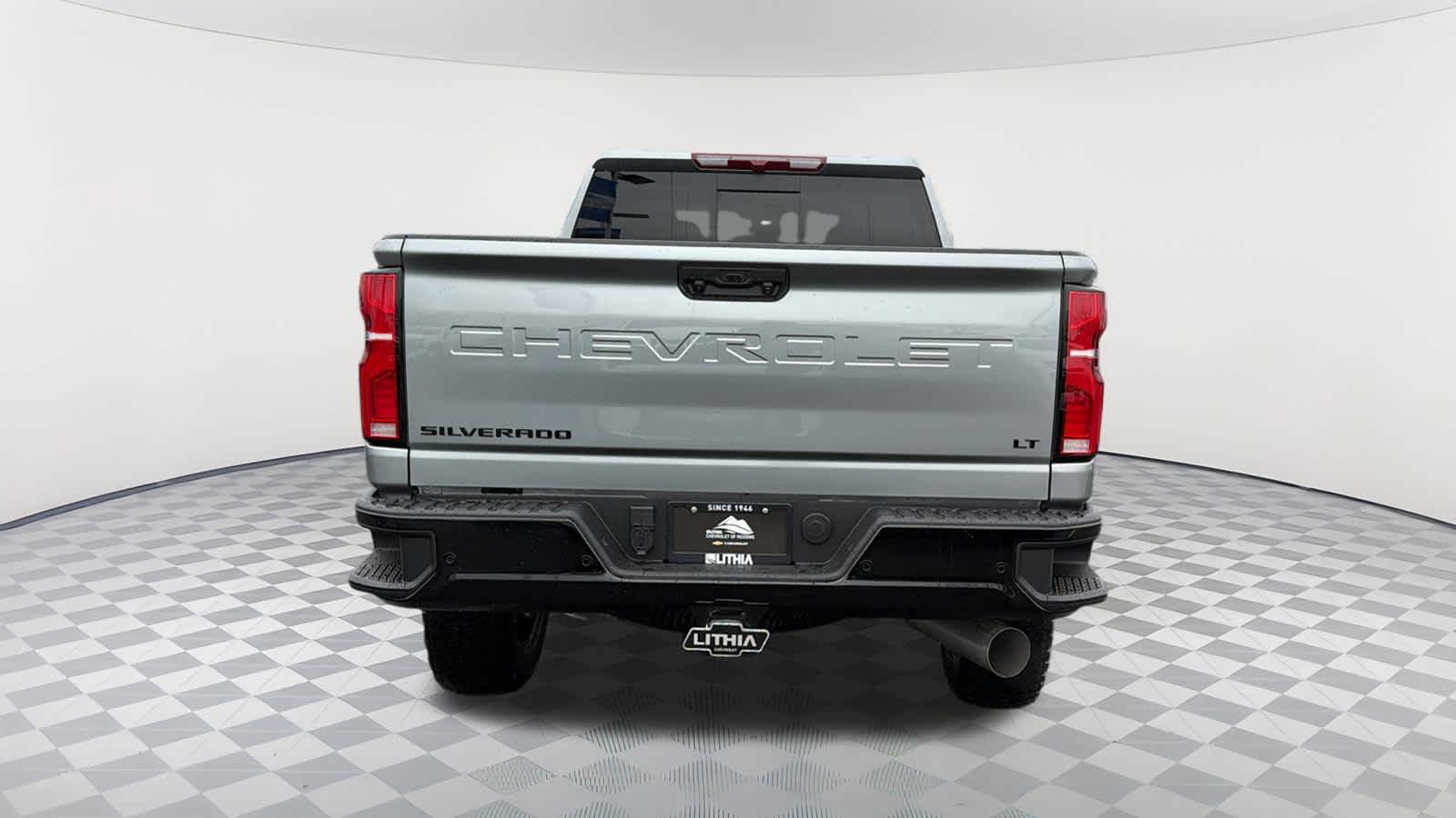 Thumbnail: 2026 Chevrolet Silverado 3500 - 6