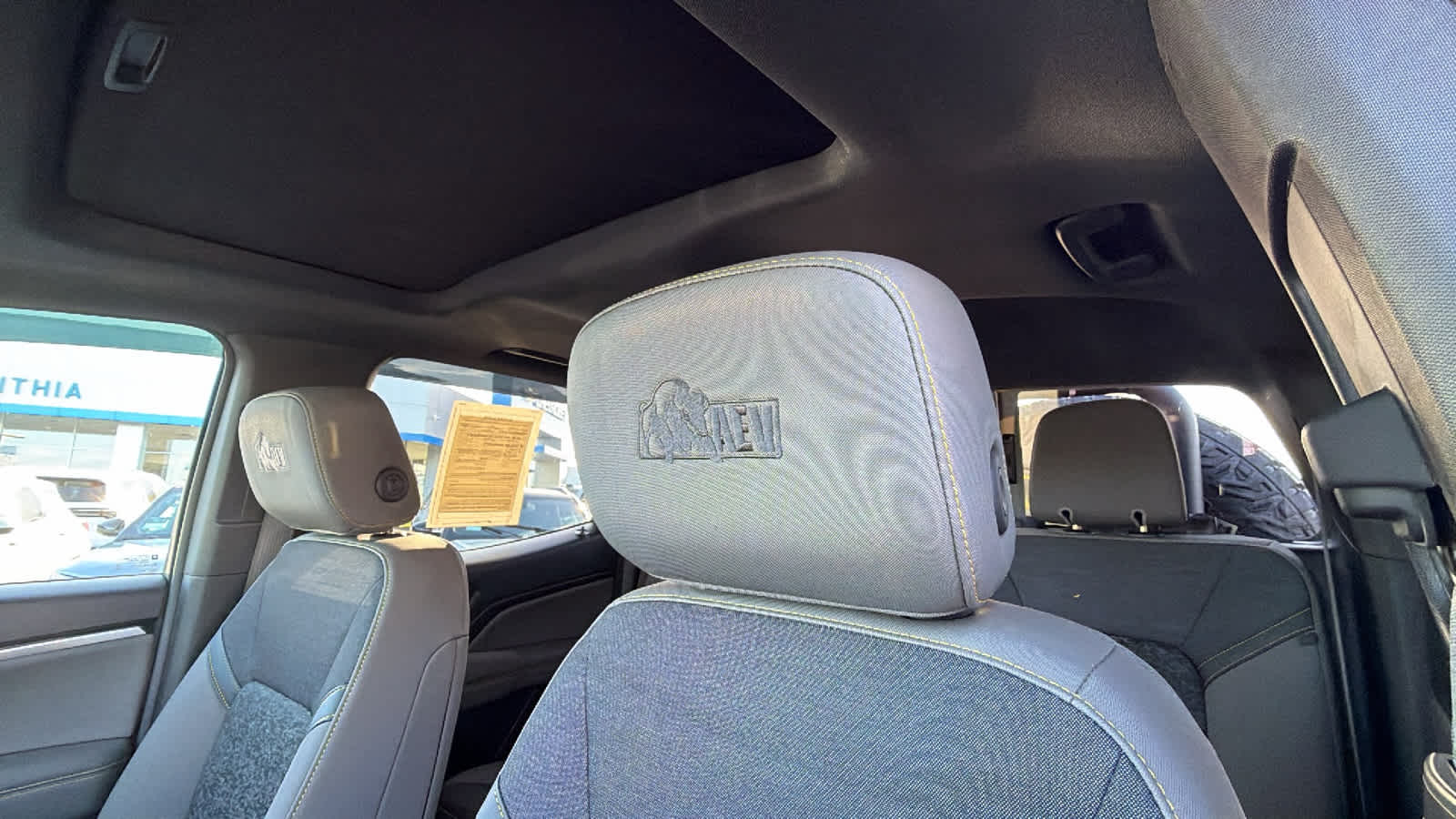 Thumbnail: 2024 Chevrolet Colorado - 11