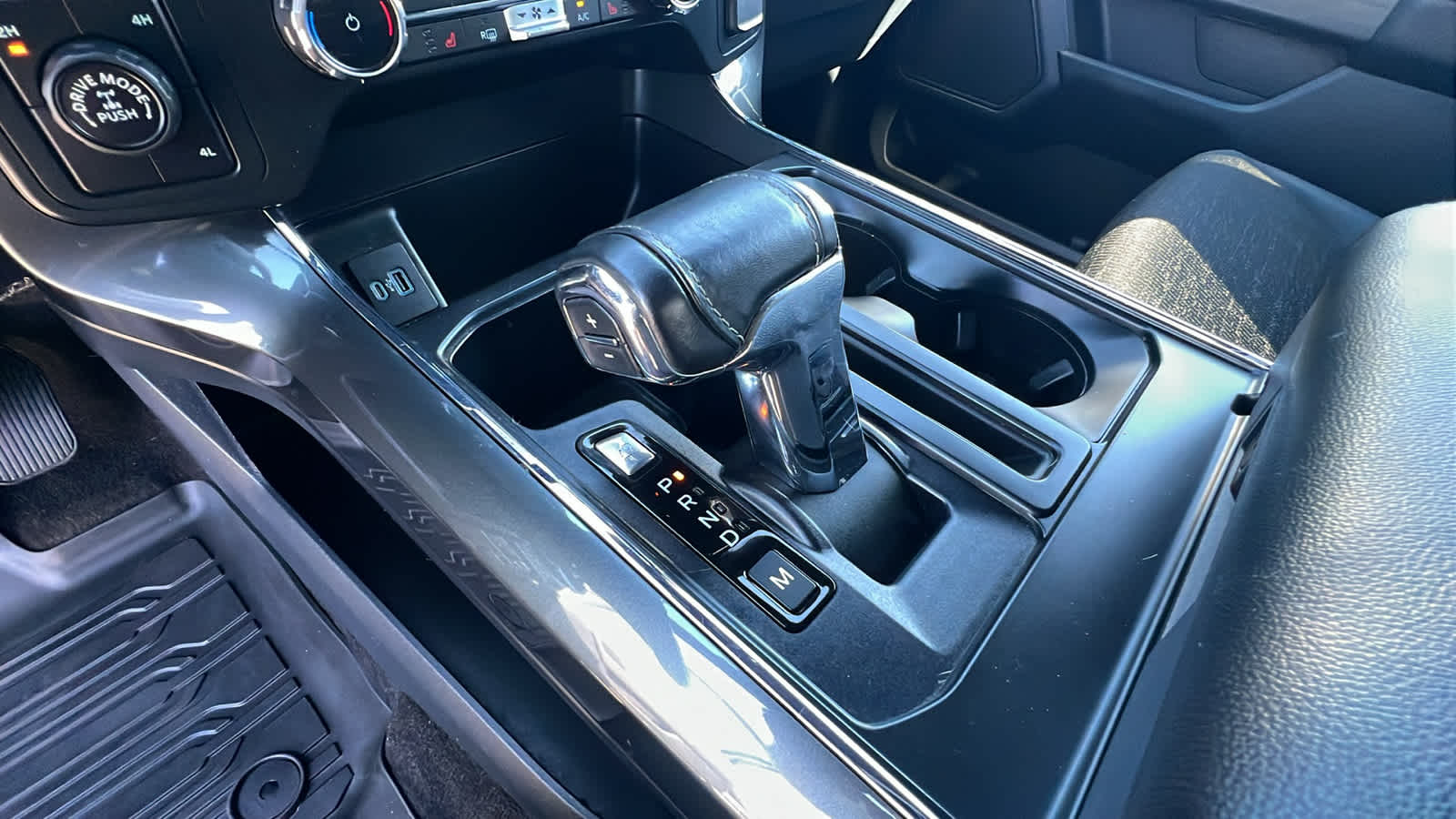 Thumbnail: 2022 Ford F-150 - 13