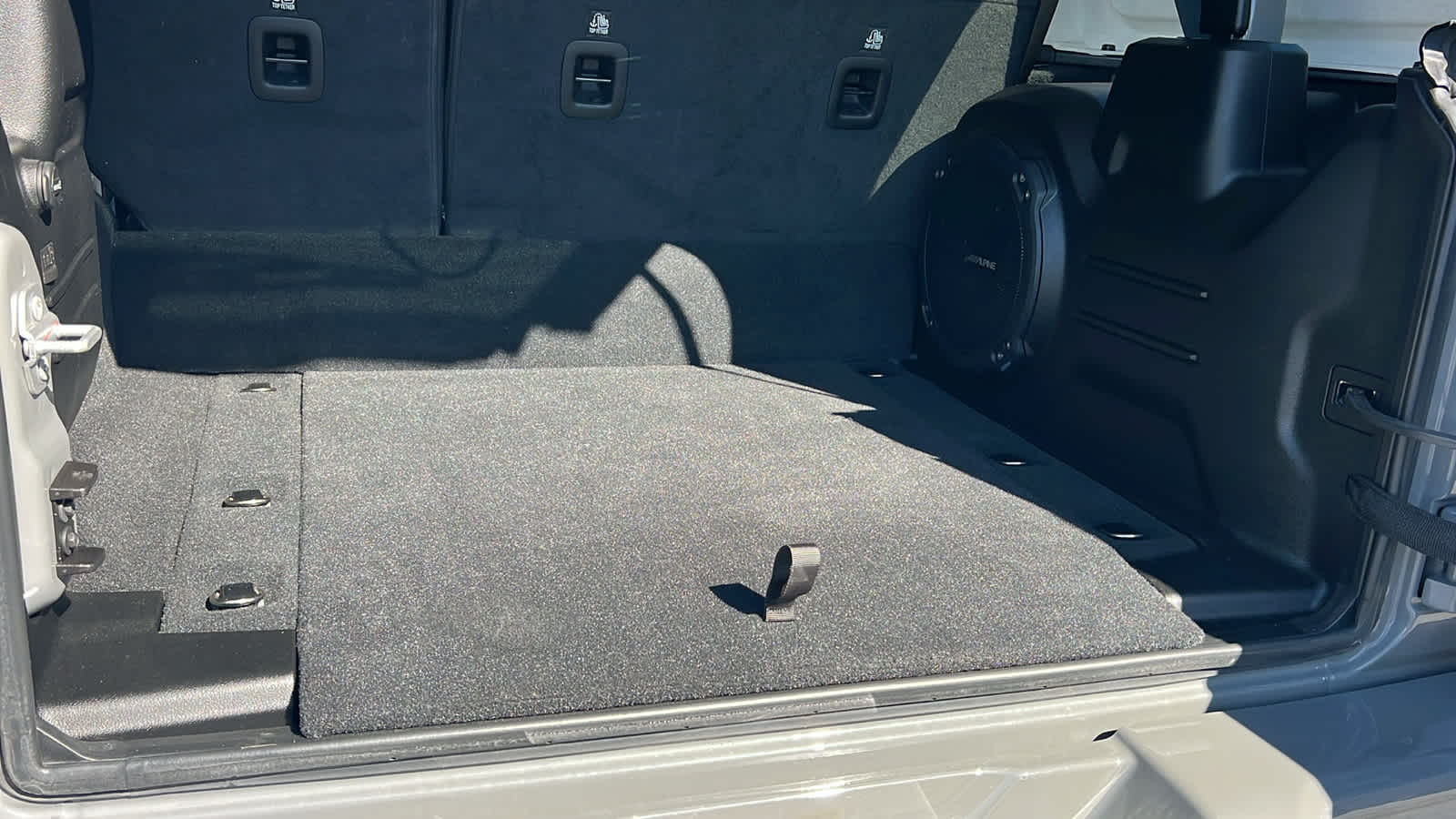 2022 Jeep Wrangler Unlimited High Altitude 4XE - Photo 26
