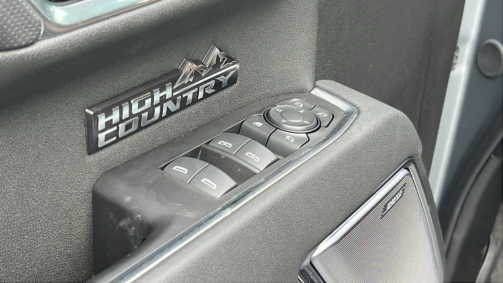 Thumbnail: 2025 Chevrolet Silverado 1500 - 22