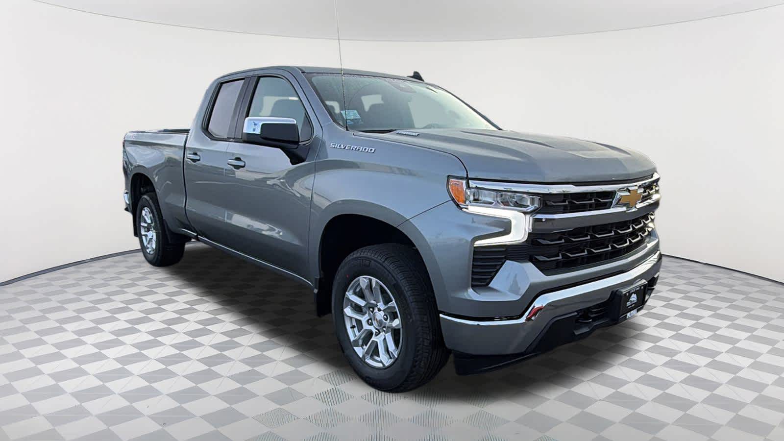 Thumbnail: 2026 Chevrolet Silverado 1500 - 3