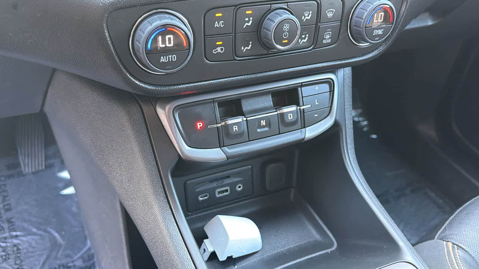 Thumbnail: 2023 GMC Terrain - 12
