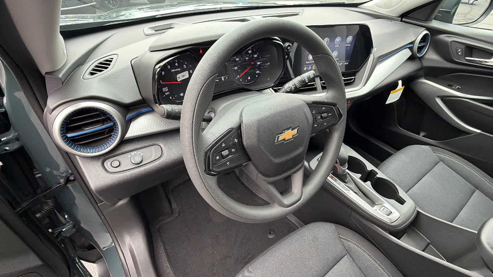 Thumbnail: 2026 Chevrolet Trax - 10