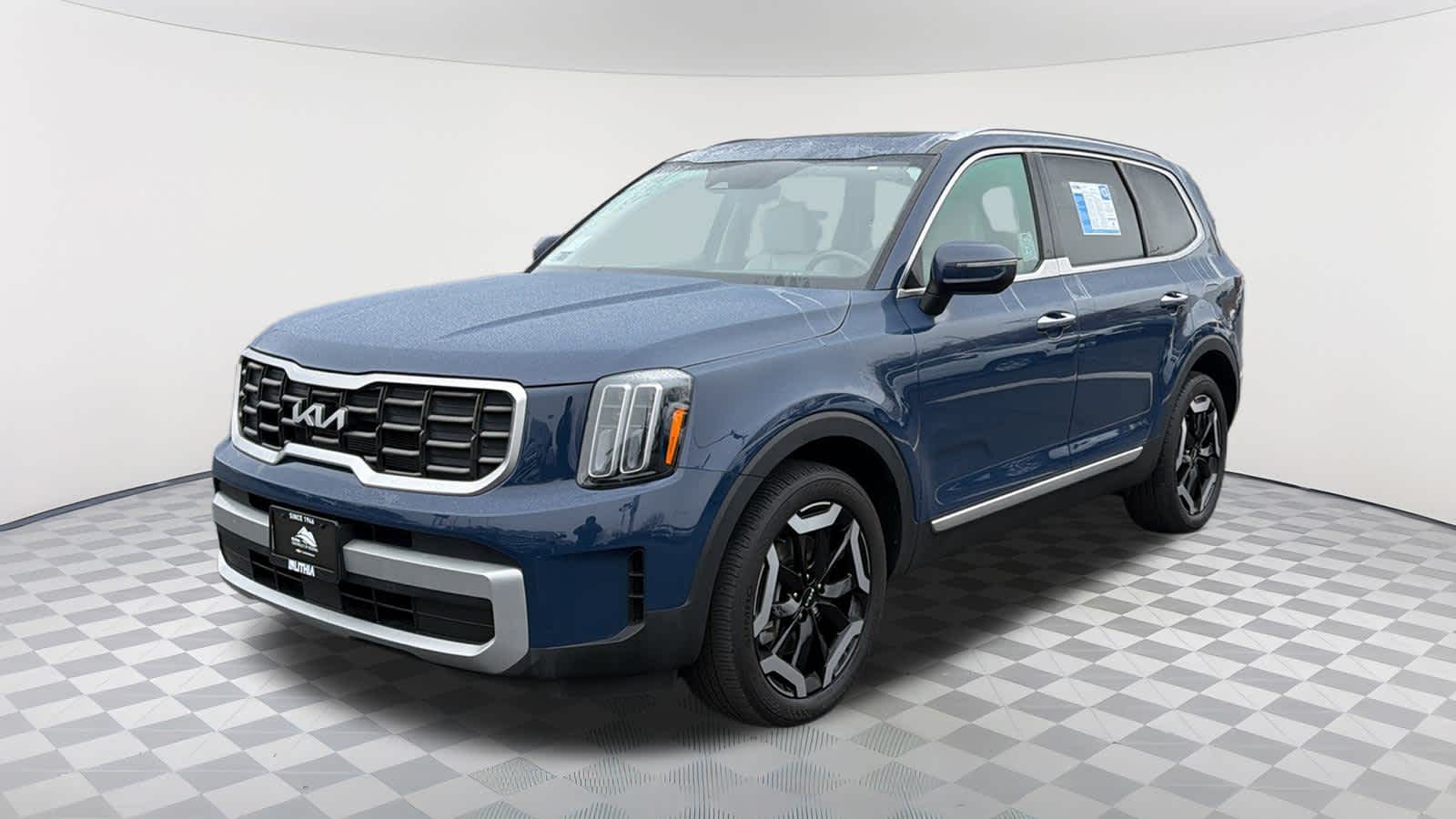 2023 Kia Telluride S's photo