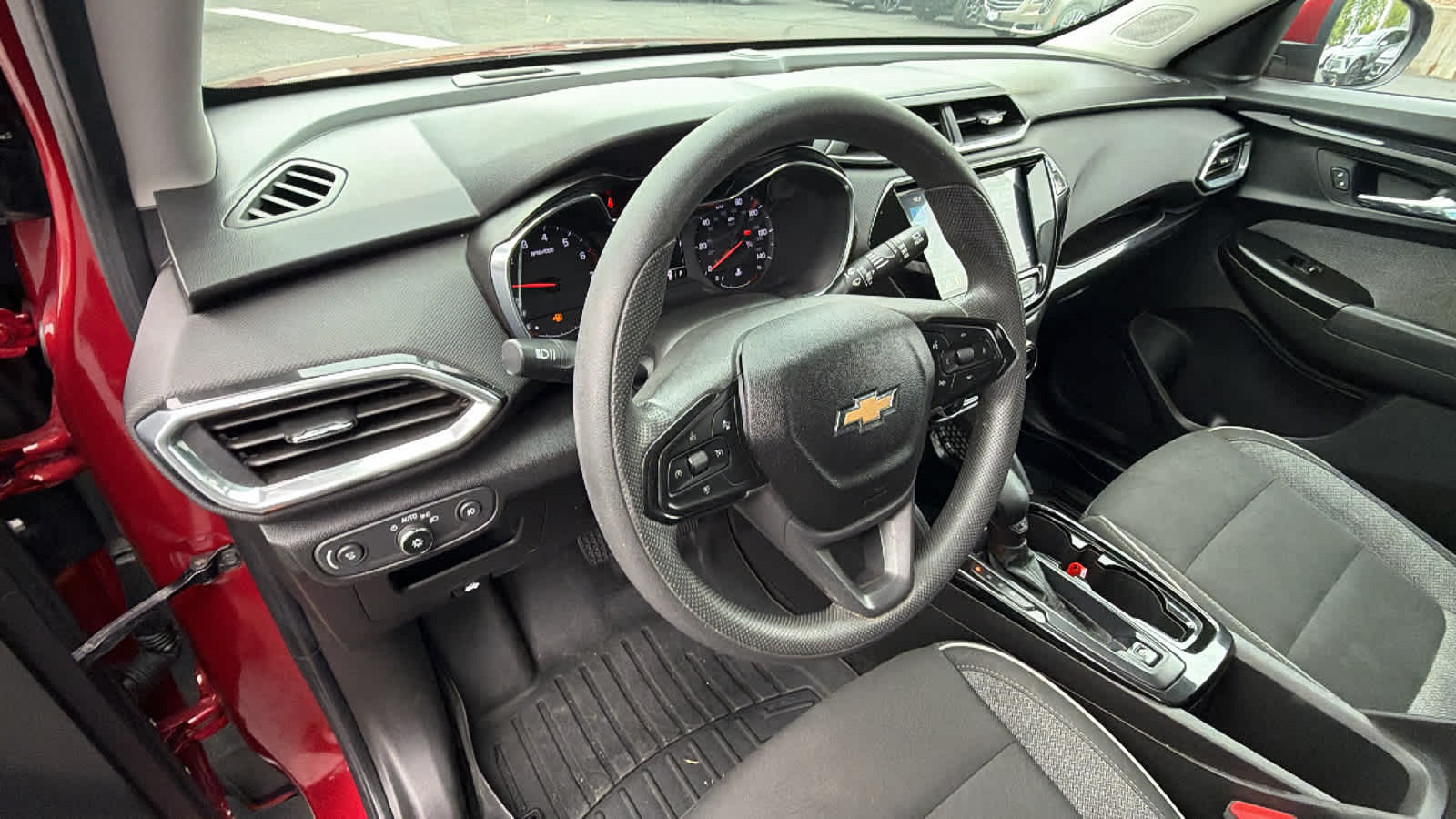 Thumbnail: 2021 Chevrolet TrailBlazer - 10