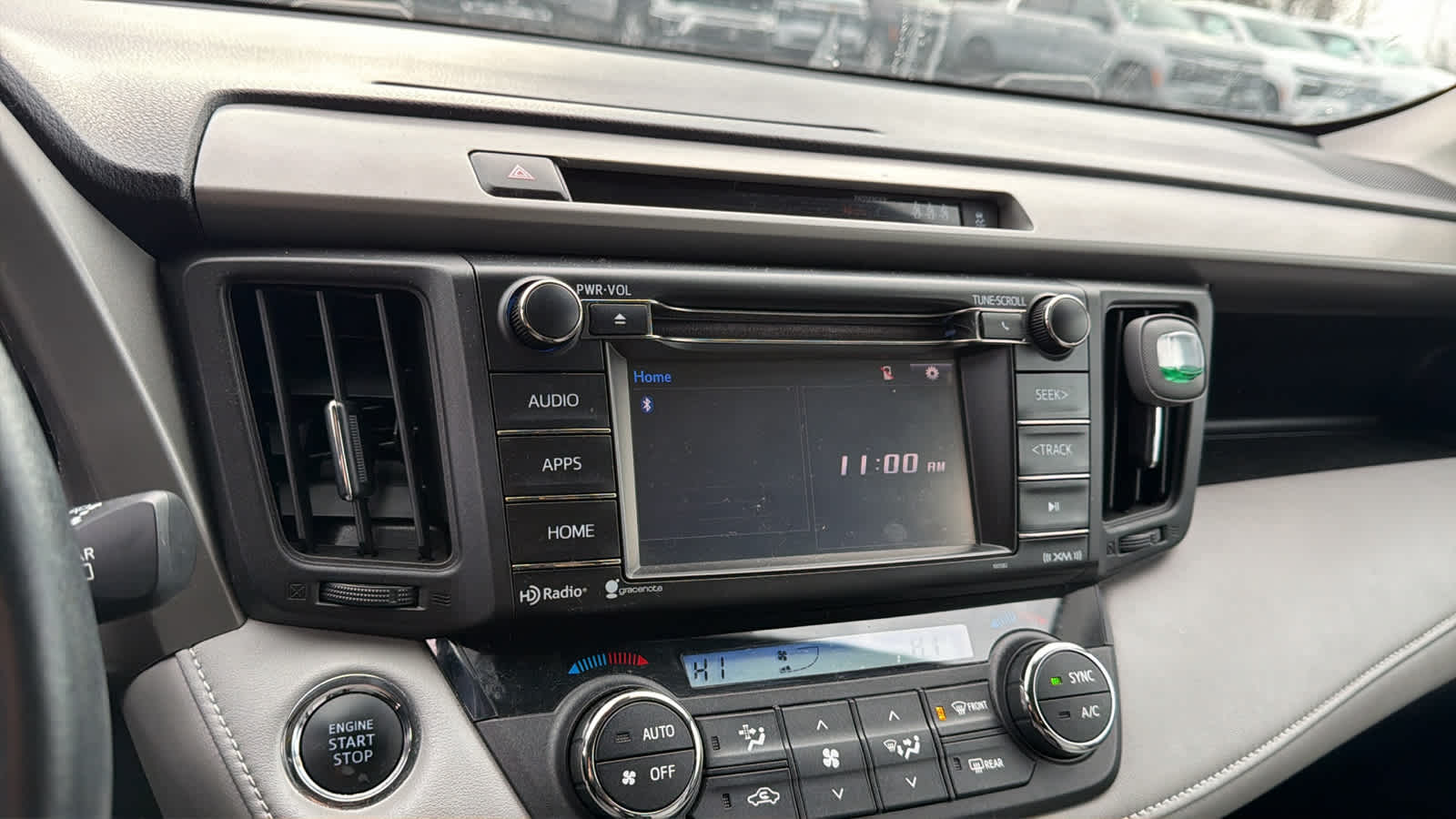 Thumbnail: 2018 Toyota RAV4 - 14