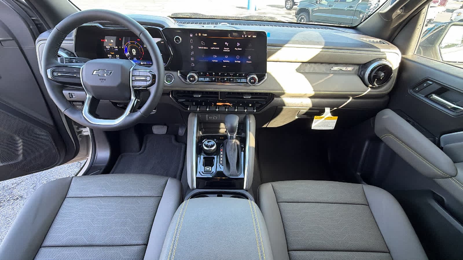 Thumbnail: 2026 Chevrolet Colorado - 26