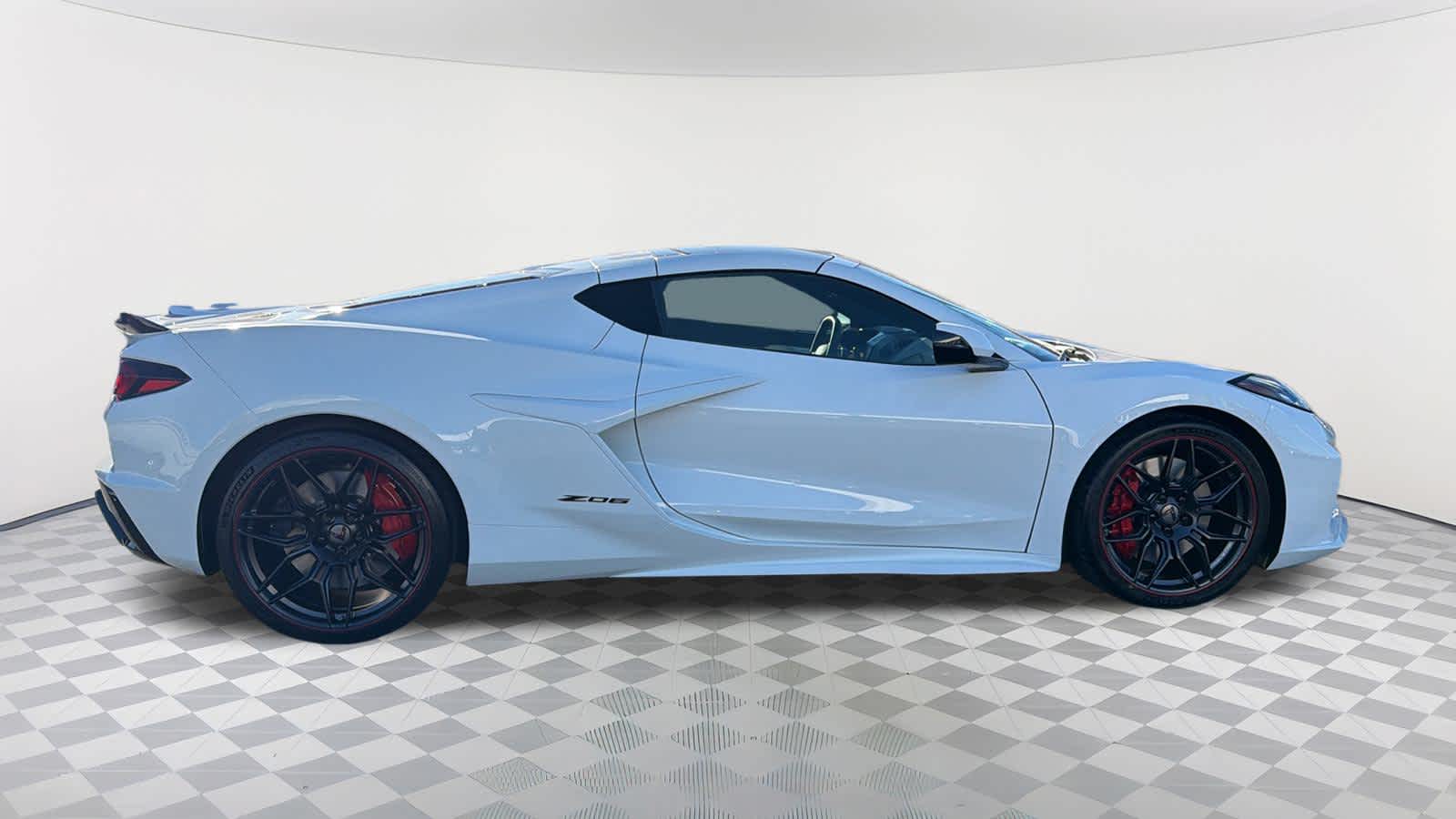 Thumbnail: 2026 Chevrolet Corvette - 4