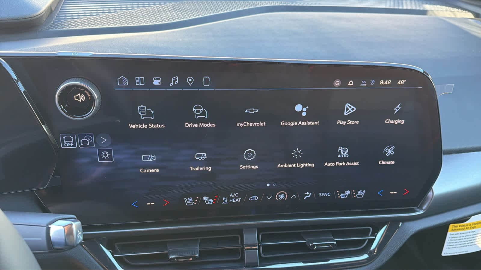 Thumbnail: 2026 Chevrolet Equinox - 15