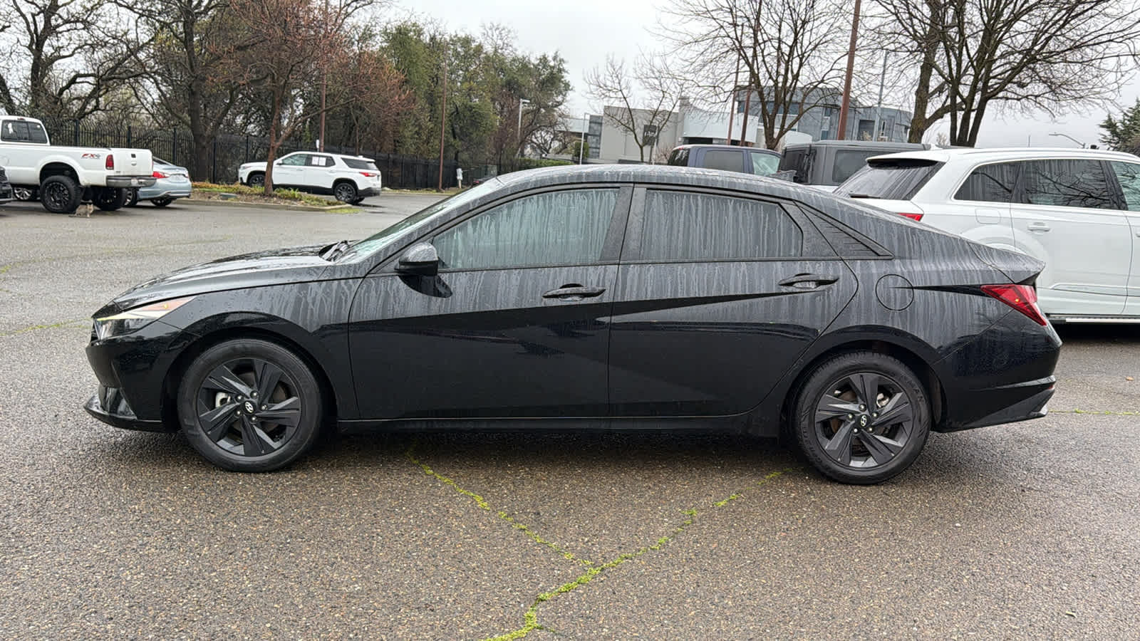 Thumbnail: 2023 Hyundai Elantra - 8