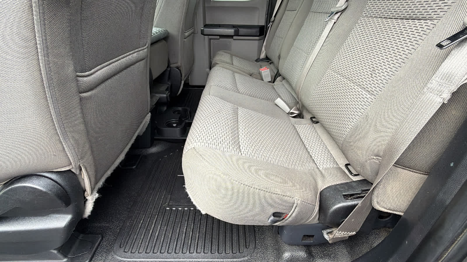 Thumbnail: 2019 Ford Econoline - 24