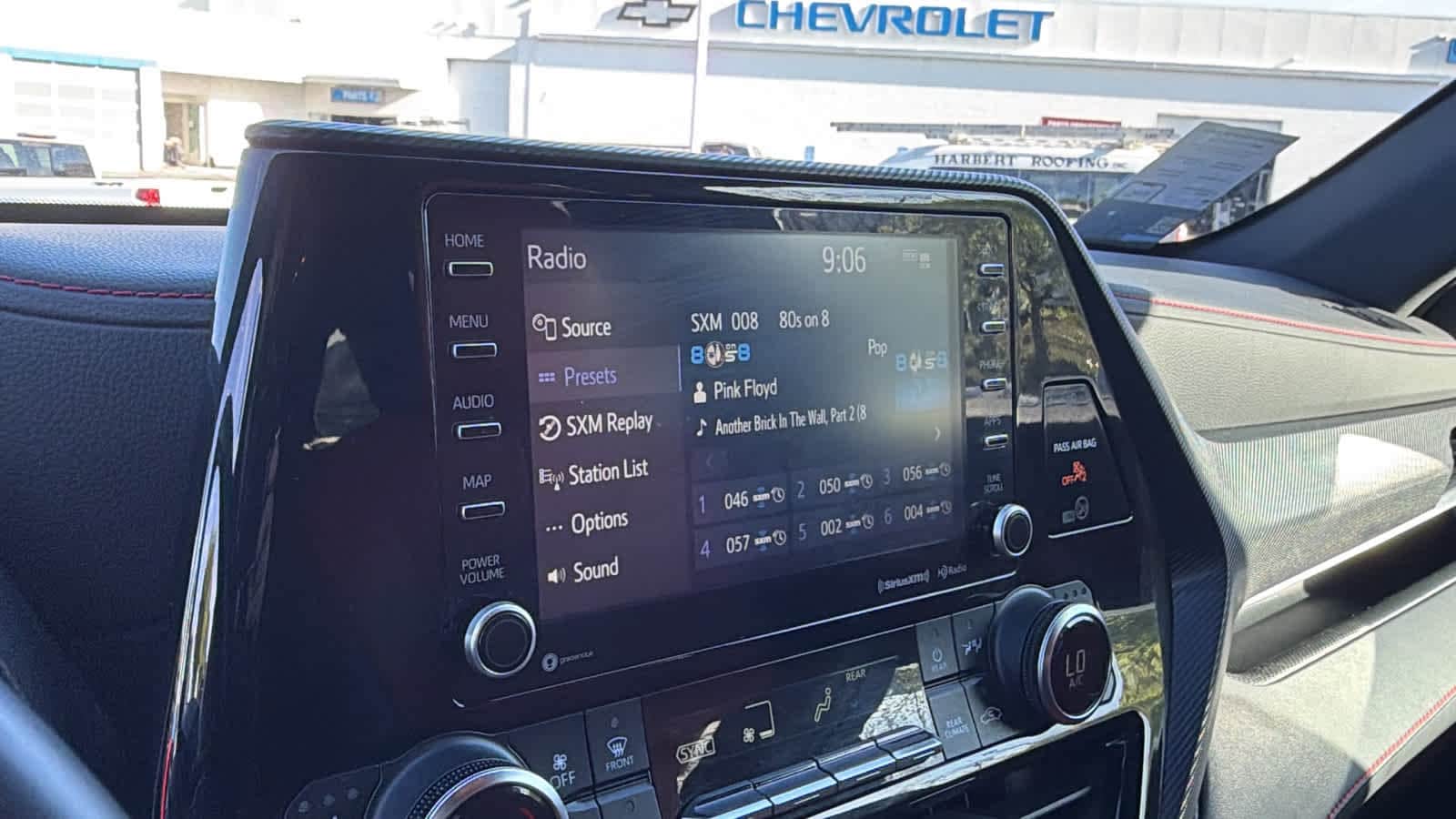 Thumbnail: 2022 Toyota Highlander - 15