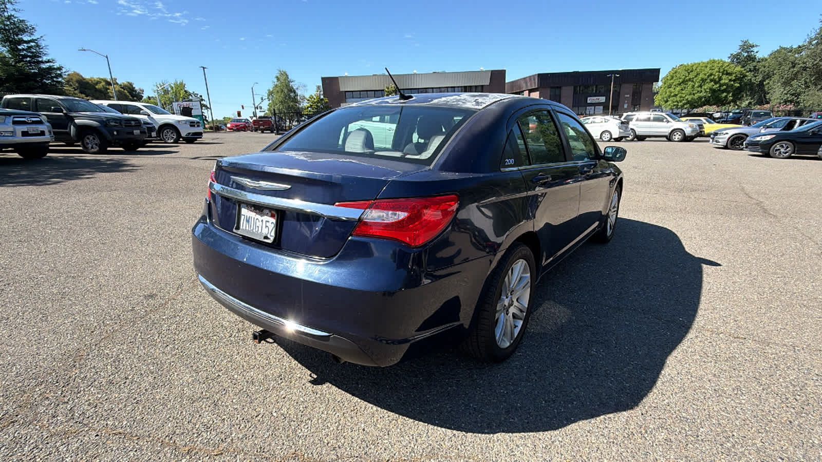 Thumbnail: 2013 Chrysler 200 - 5