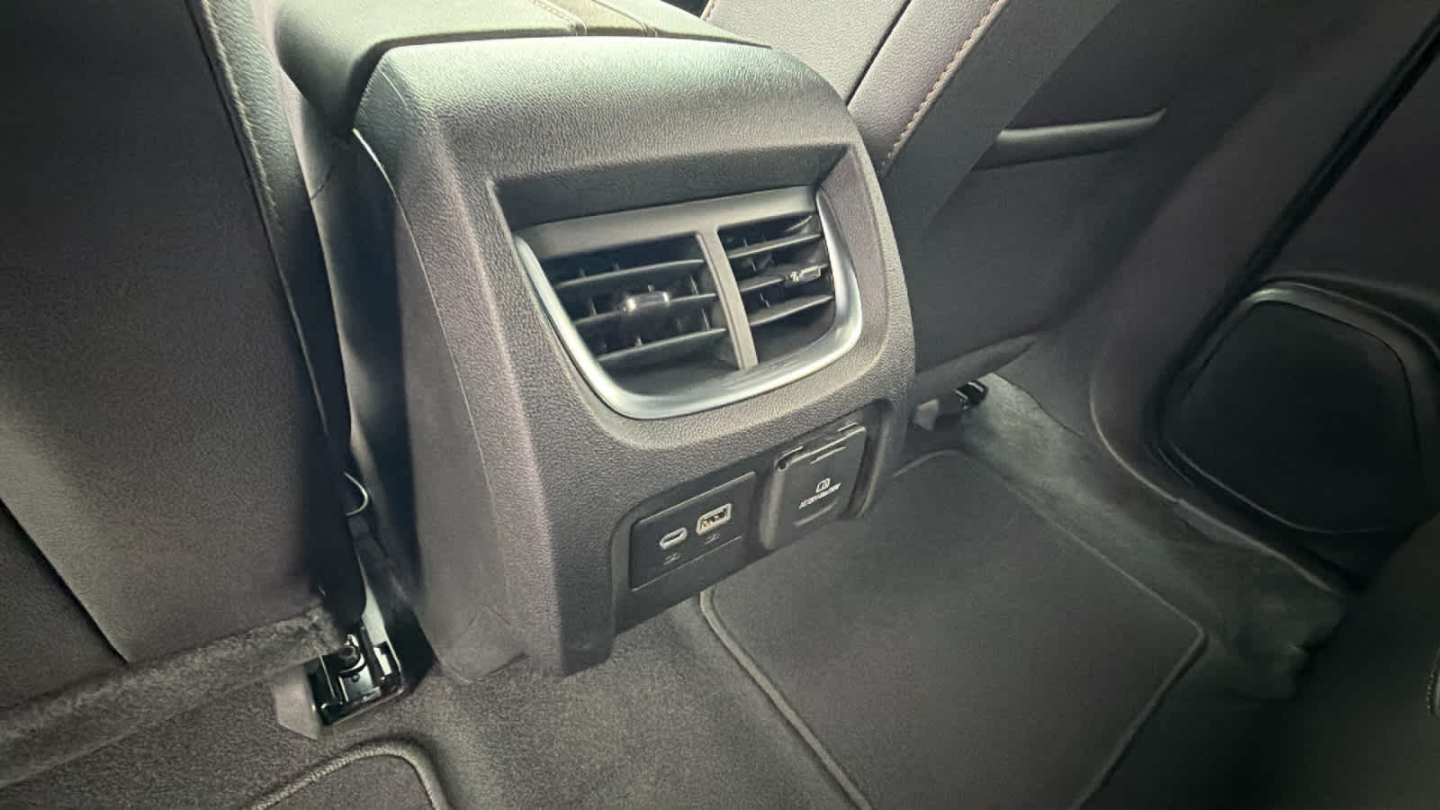 Thumbnail: 2025 Chevrolet Blazer - 25