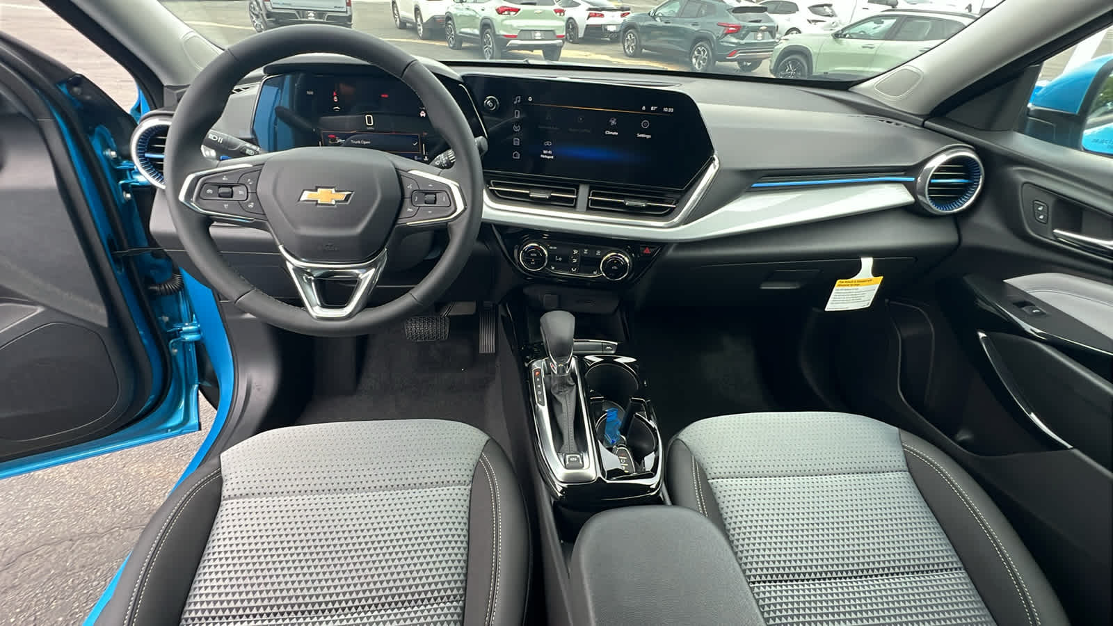 Thumbnail: 2025 Chevrolet Trax - 26