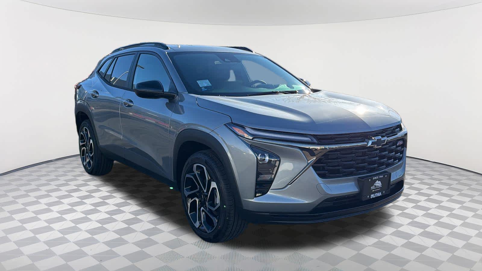 Thumbnail: 2026 Chevrolet Trax - 3