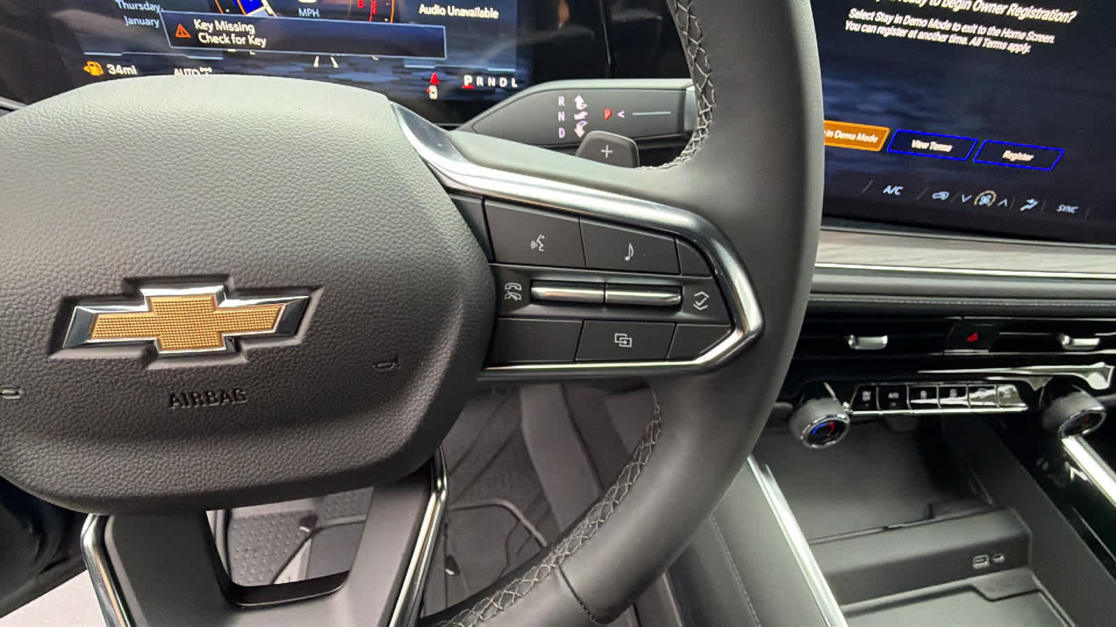 Thumbnail: 2026 Chevrolet Suburban - 20