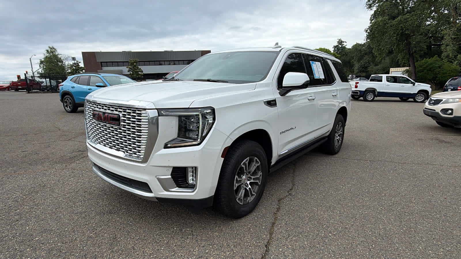 2021 GMC Yukon Denali's photo