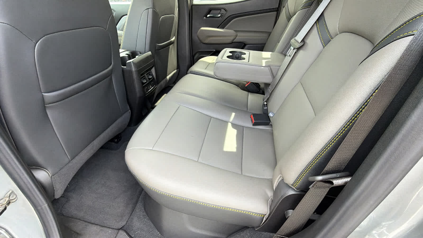 2025 Chevrolet Colorado ZR2 - Photo 24