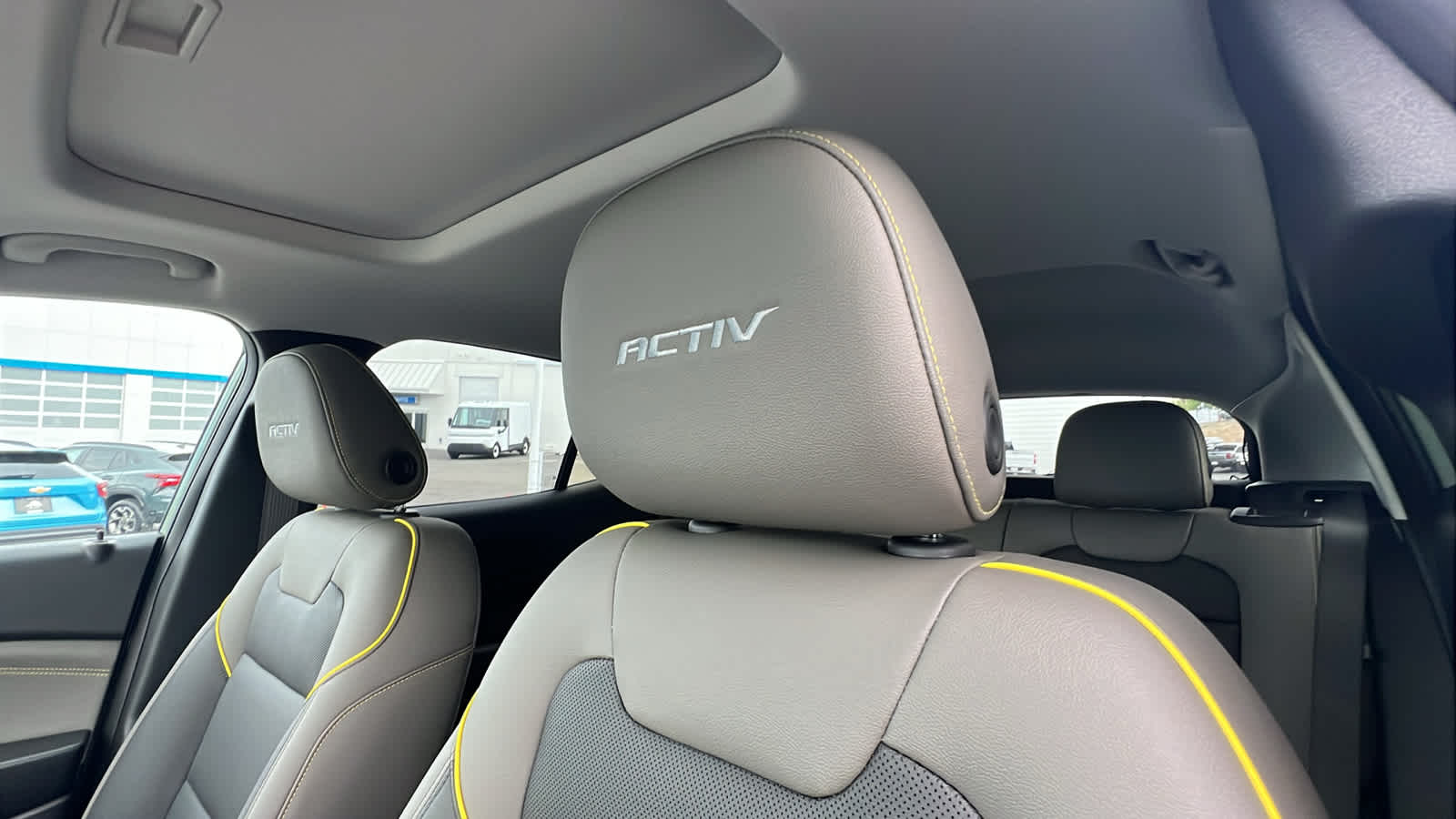 Thumbnail: 2025 Chevrolet Trax - 11