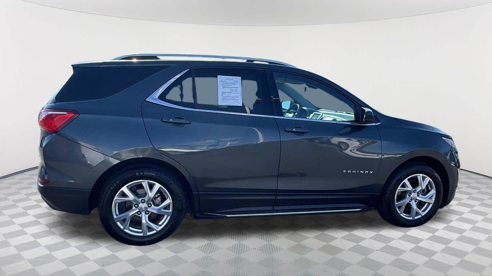 Thumbnail: 2018 Chevrolet Equinox - 4