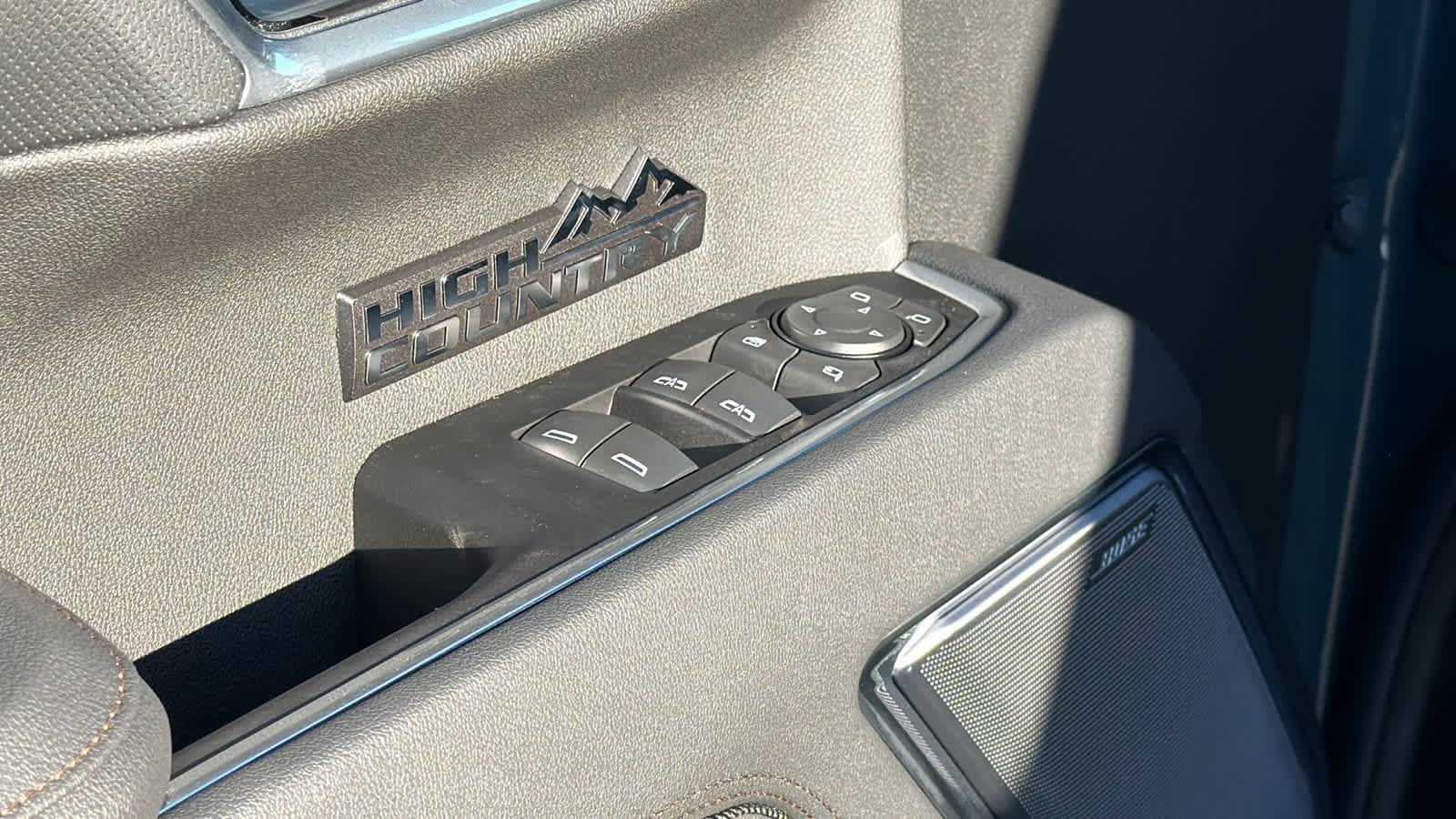 Thumbnail: 2026 Chevrolet Silverado 1500 - 22