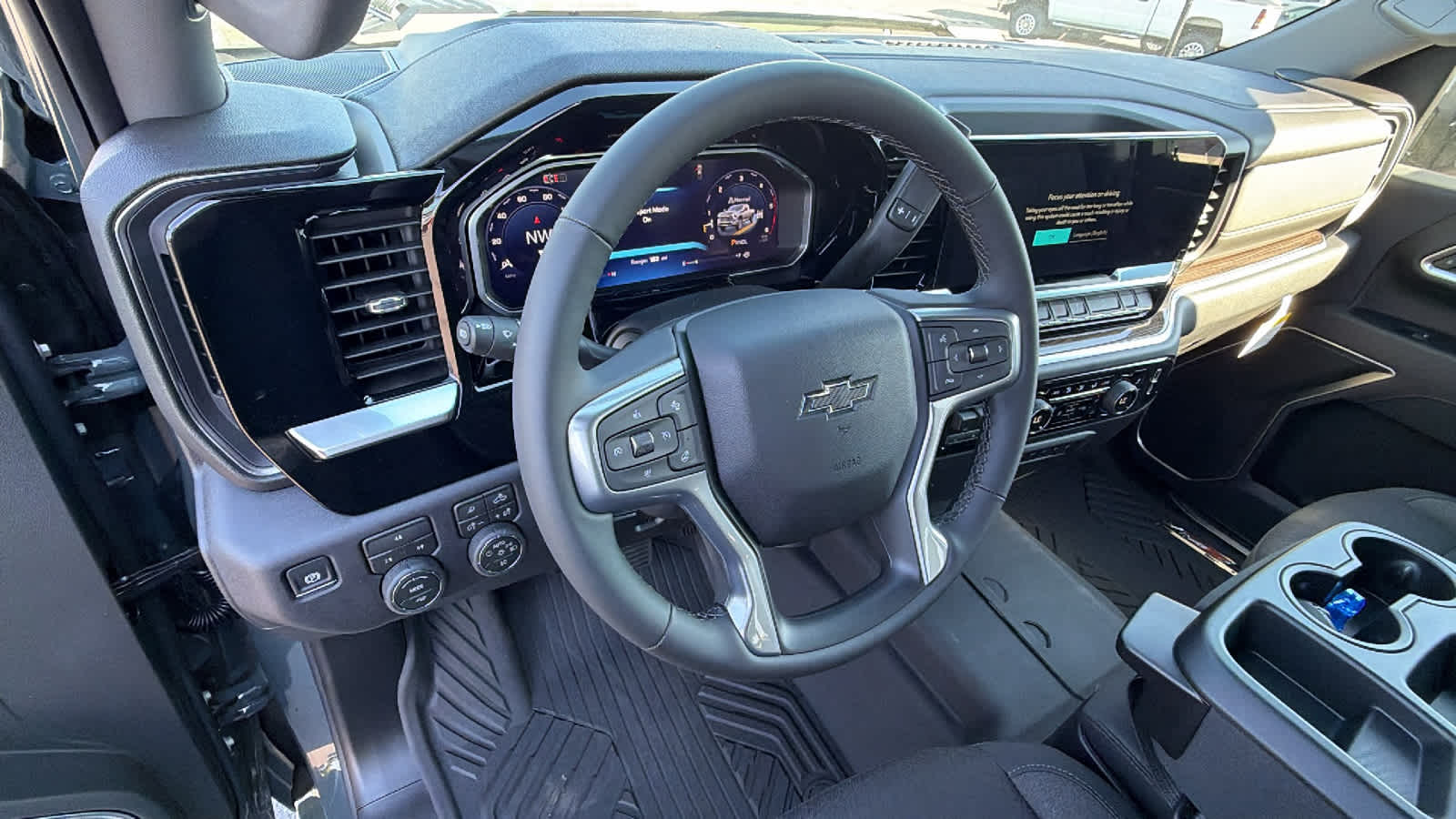 Thumbnail: 2026 Chevrolet Silverado 2500 - 10