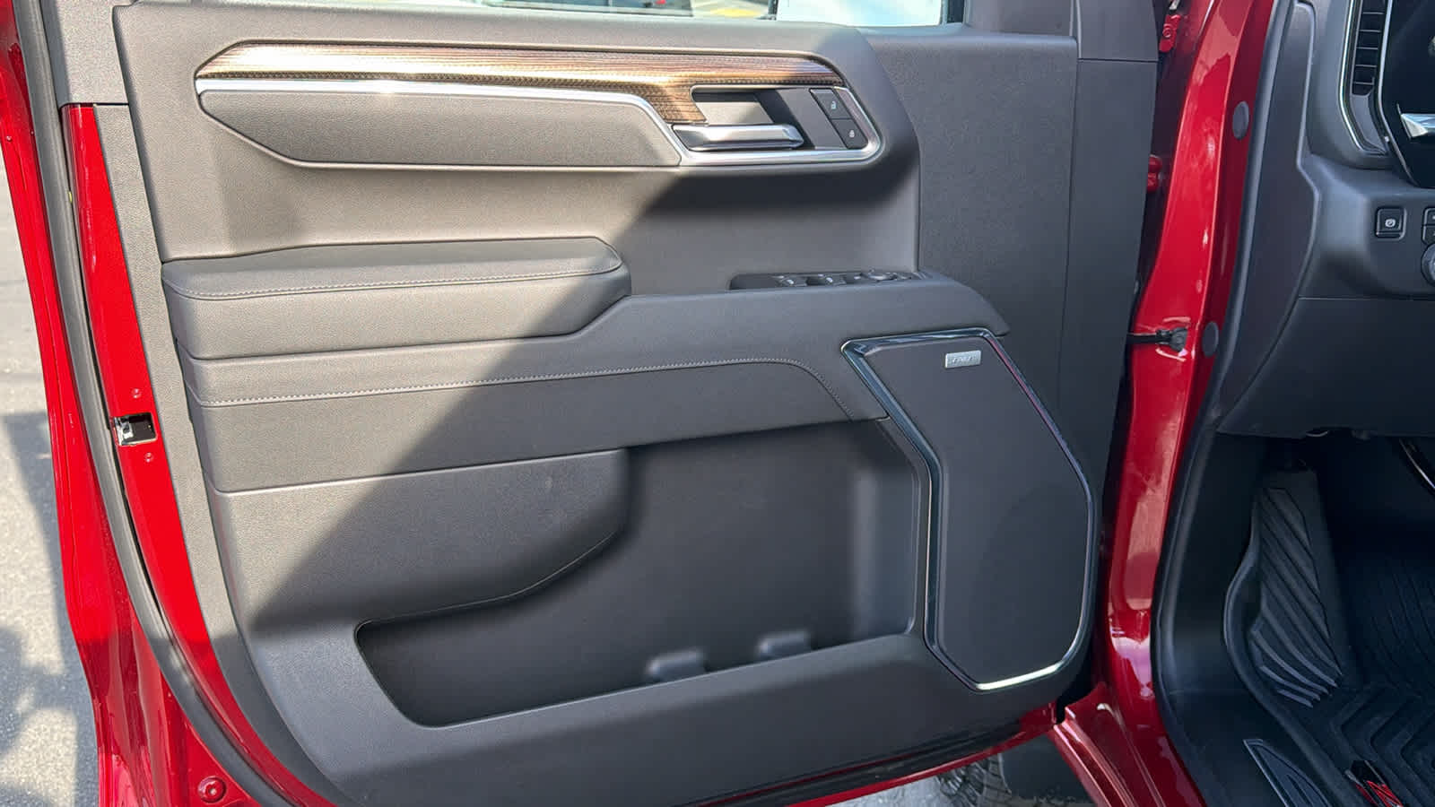 Thumbnail: 2026 Chevrolet Silverado 1500 - 23