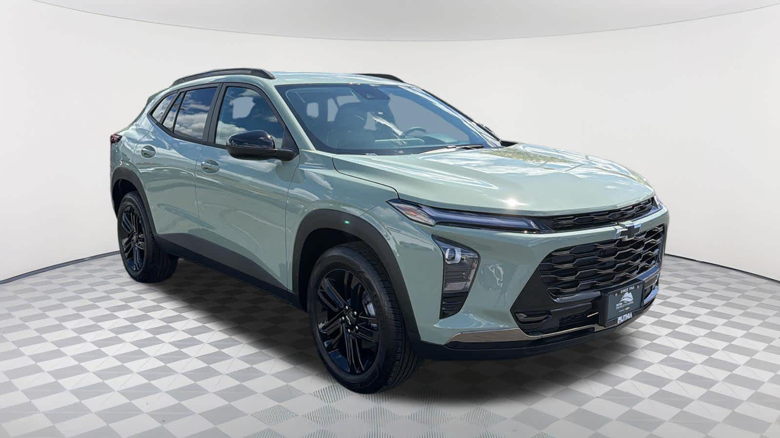 Thumbnail: 2026 Chevrolet Trax - 3