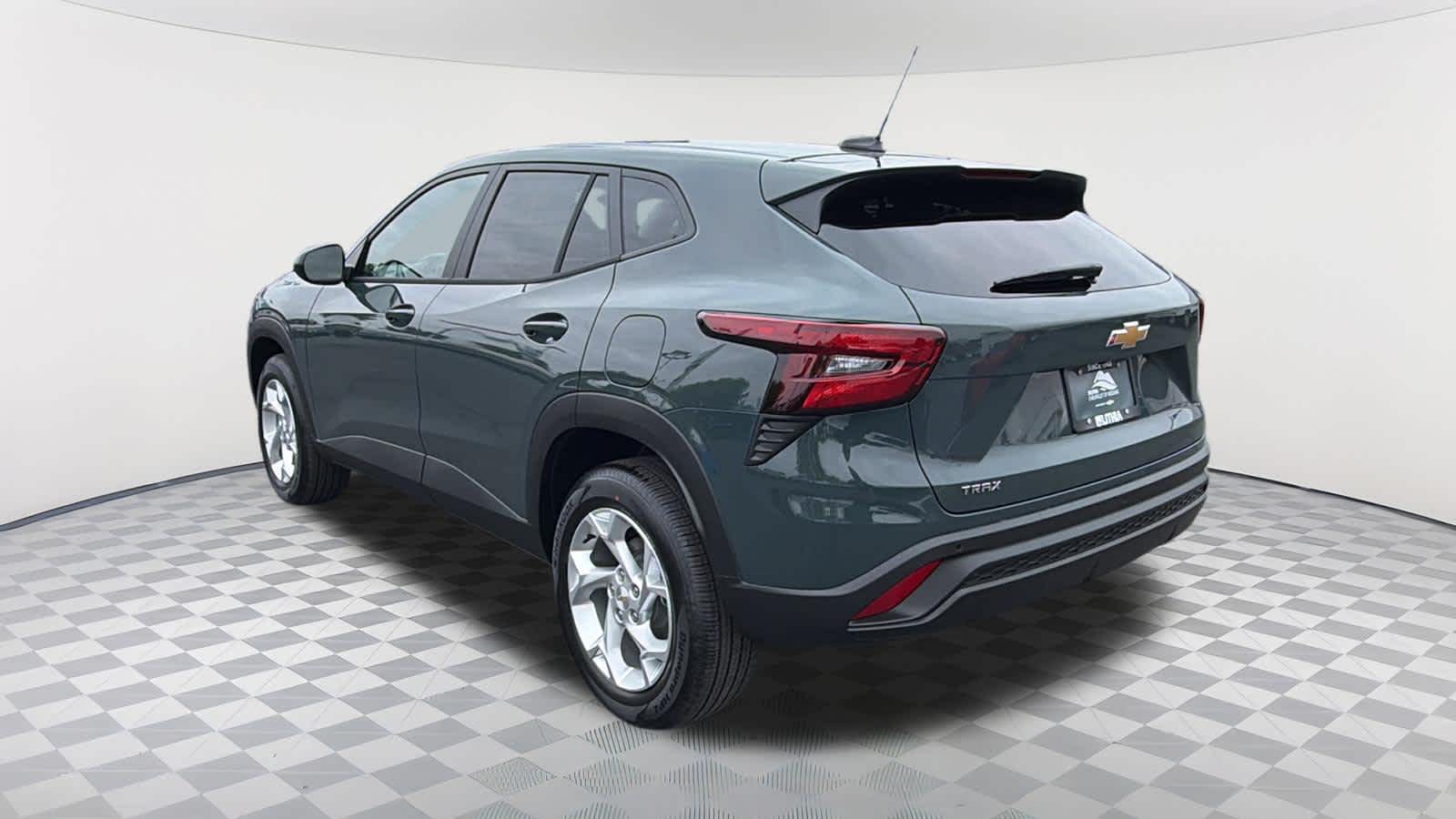 Thumbnail: 2026 Chevrolet Trax - 7