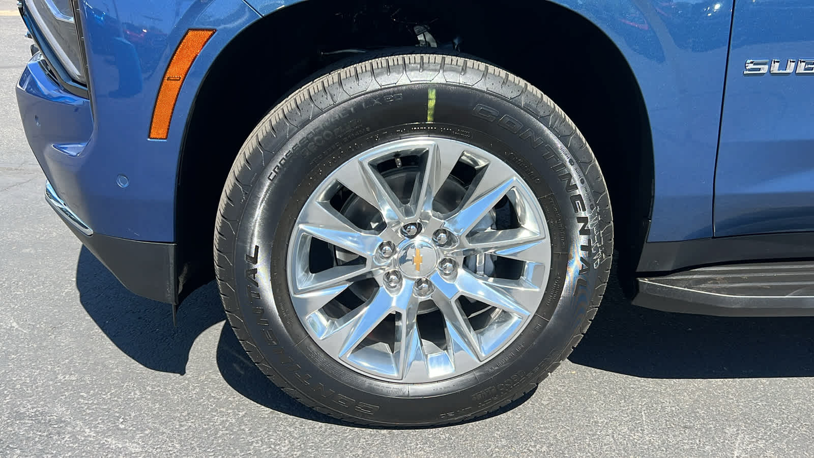 Thumbnail: 2025 Chevrolet Suburban - 9